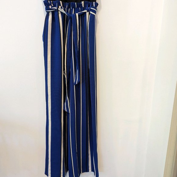 NWT As U Wish Jumpsuit Size Medium - Picture 4 of 5